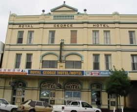 Royal George Motel Hotel - Accommodation Melbourne 0