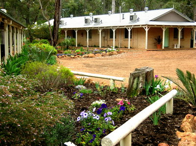 Travellers Rest Motel - Accommodation Melbourne 0