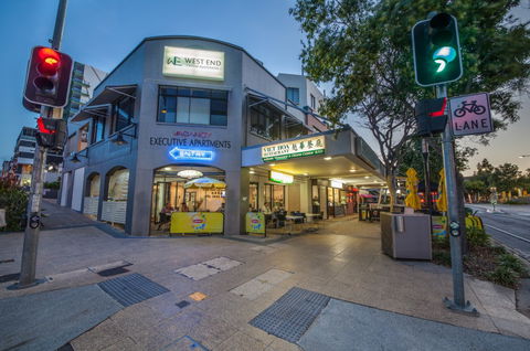 West End Central Apartments - Accommodation Melbourne 3