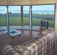Horizons Beachfront Apartment - Accommodation Melbourne