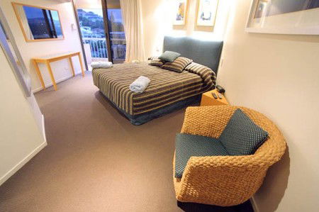 Coolum Caprice - Accommodation Melbourne 0