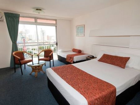 Islander Resort Hotel - Accommodation Melbourne 0