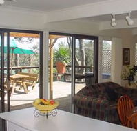 Lakeview Cottage - Accommodation Melbourne