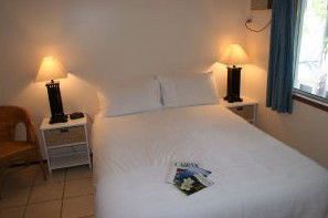 Holloways Beach QLD Accommodation Melbourne