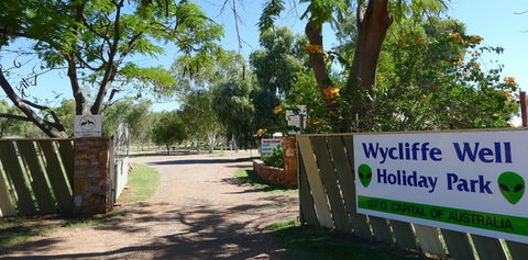 Wycliffe Well Holiday Park - Accommodation Melbourne 3