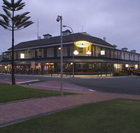 Grand Tasman Hotel - Accommodation Melbourne