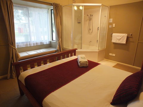 Lake Hume Resort - Accommodation Melbourne 6