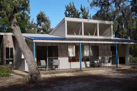 Wattle Point Waterfront Retreat - Accommodation Melbourne 1