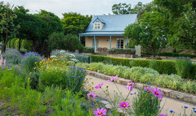 Ballandean QLD Accommodation Melbourne