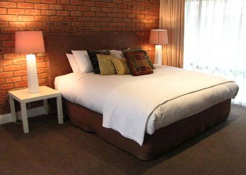 Claerwen Retreat - Accommodation Melbourne 2