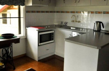 Newcomen Bed And Breakfast - Accommodation Melbourne 4