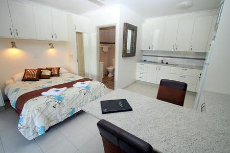 Shute Harbour QLD Accommodation Melbourne