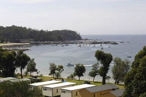 Sapphire Sun Holiday Village - Accommodation Melbourne 0