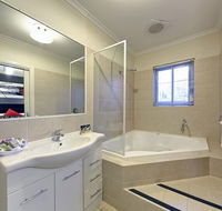 Comfort Inn And Suites Georgian Albury - Melbourne 4u