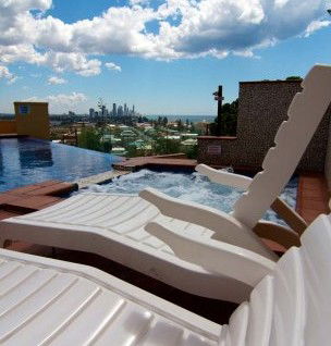 Nobby Beach QLD Accommodation Melbourne