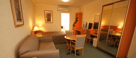 Best Western Coachman's Inn Motel - Accommodation Melbourne 2
