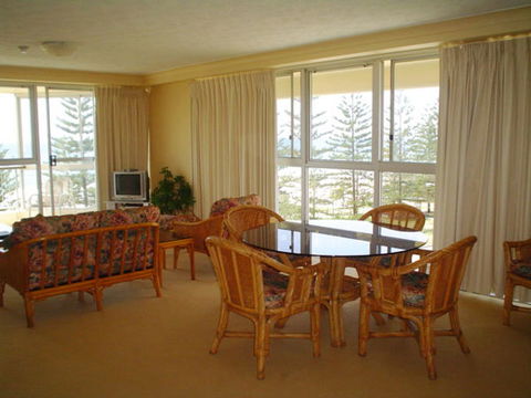 Cashelmara Beachfront Apartments - Accommodation Melbourne 2