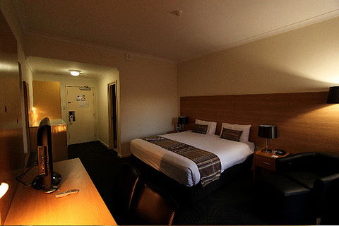 Country Comfort Inter City Perth Hotel & Apartments - Accommodation Melbourne 4