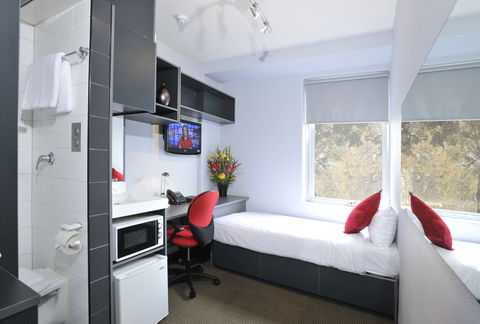 205 Bell Long Stay - Accommodation Melbourne 0