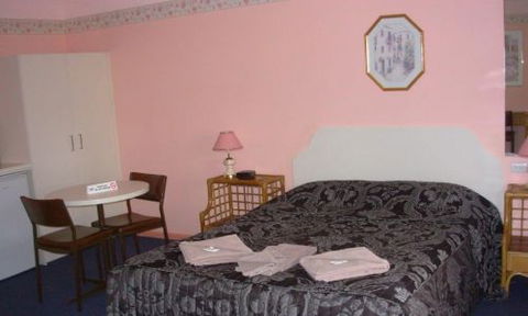 Roundhouse Motel - Accommodation Melbourne 4