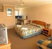 Montego Mermaid Beach Motel - Accommodation Melbourne