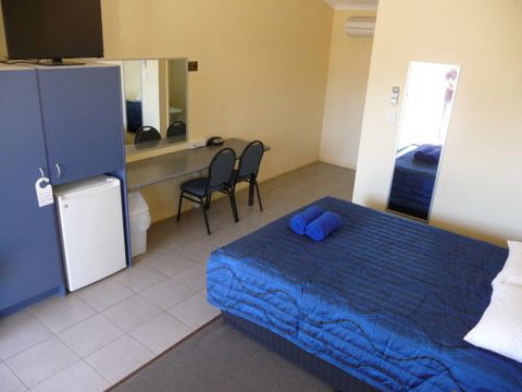 Moura Motel - Accommodation Melbourne 1