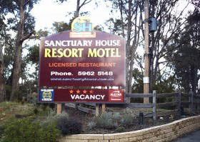 Sanctuary House Resort Motel - Healesville - Accommodation Melbourne 1