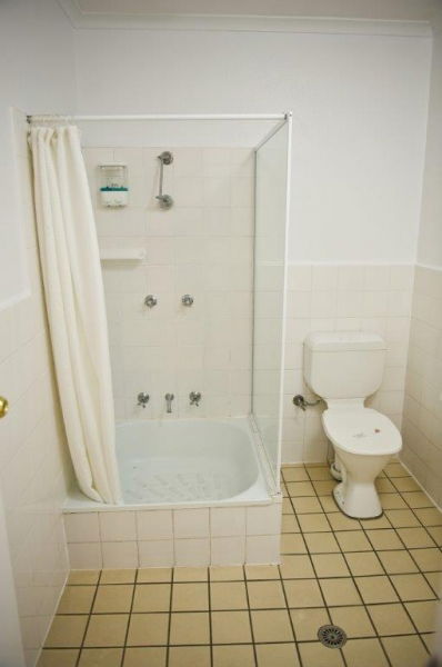 Cousins Motor Inn - Accommodation Melbourne 11