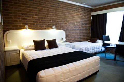 Cousins Motor Inn - Accommodation Melbourne 17