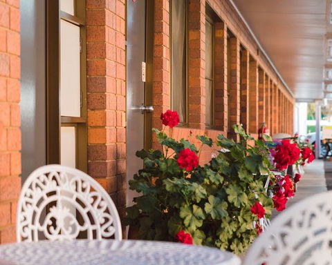 Country Pathfinder Motor Inn - Accommodation Melbourne 3