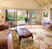 Double Nut Chalets - Accommodation Melbourne