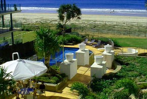 Palm Springs Residences - Accommodation Melbourne 0