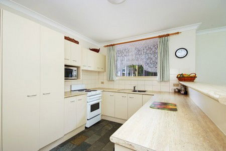 Beaches Serviced Apartments - Melbourne 4u 1