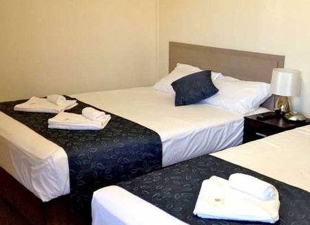 Lees Hotel Motel - Accommodation Melbourne 1