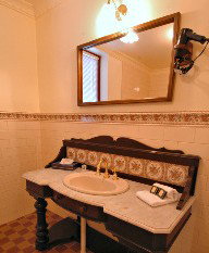 Victoria House Motor Inn - Accommodation Melbourne 1