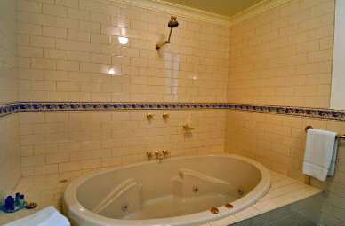 Victoria House Motor Inn - Accommodation Melbourne 2