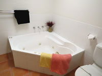 Crown Apartments Merimbula - Accommodation Melbourne 5