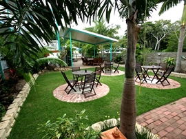 Tropical Palms Inn - Melbourne 4u 3