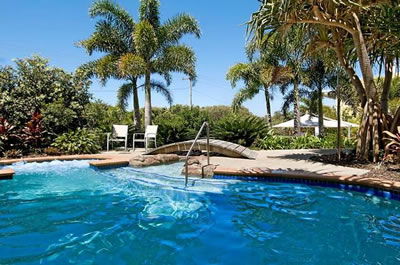 Seachange Coolum Beach - Melbourne 4u 5