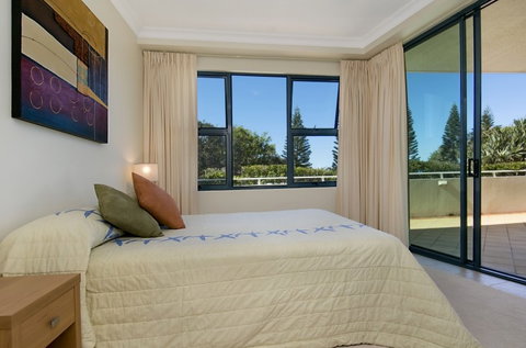 Santorini On Mudjimba - Accommodation Melbourne 5