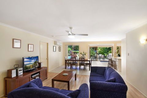 Sunshine Coast Escape - Melbourne 4u 4