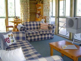 Mudgegonga VIC Accommodation Melbourne