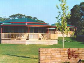 Carolynne's Cottages - Accommodation Melbourne 0