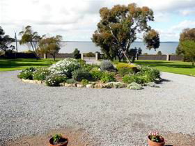Arrandale Cottage - Accommodation Melbourne 0