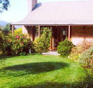 Canowindra Cottage - Accommodation Melbourne