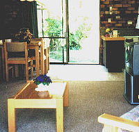 Falls Forest Retreat - Accommodation Melbourne