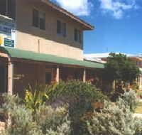 Cervantes Lodge - Pinnacles Beach Backpackers - Melbourne 4u