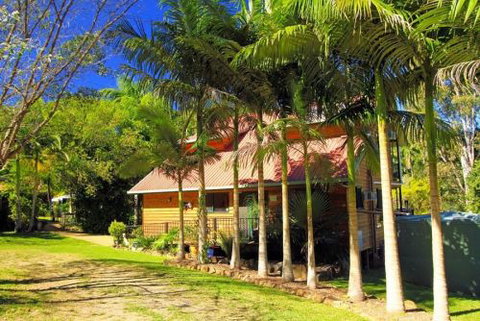 Byfield Creek Lodge Rain Forest Retreat - Accommodation Melbourne 1