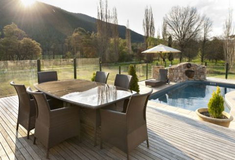 Alpine Valley Getaways - Melbourne 4u 0