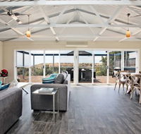Coral Sands Luxury Beach House - Accommodation Melbourne